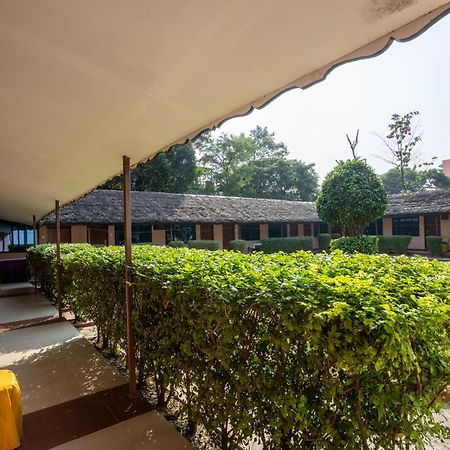 Siddhartha Cottage ブトワル エクステリア 写真